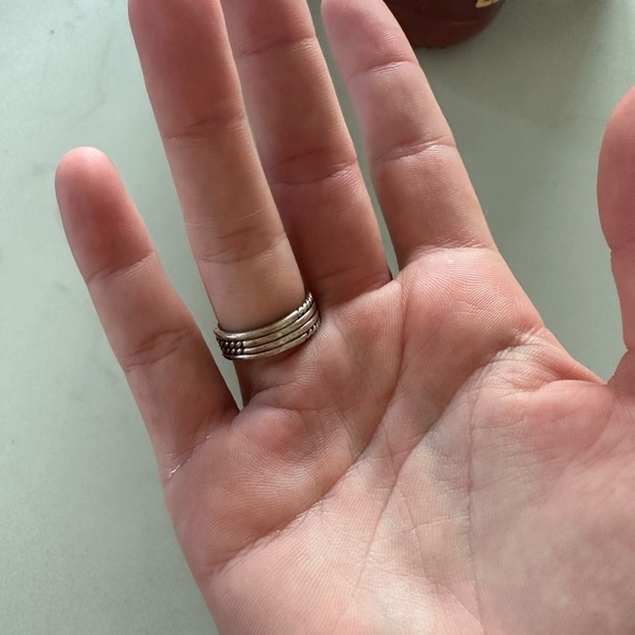 David Yurman Ring - Picture 5 of 6